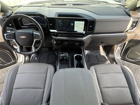 Used 2024 Chevrolet Silverado 1500 LTZ w/ LTZ Premium Package image 9