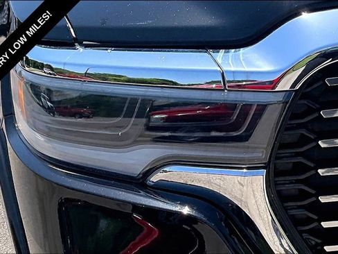 Used 2025 RAM 1500 Tungsten AWD/4WD image 28