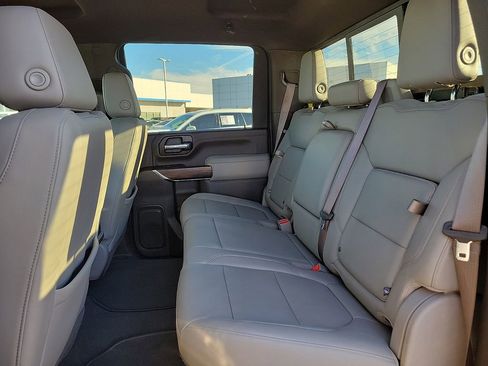 Used 2020 GMC Sierra 3500 SLT image 16