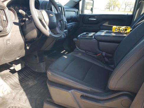 Used 2024 Chevrolet Silverado 2500 W/T w/ WT Fleet Convenience Package image 9