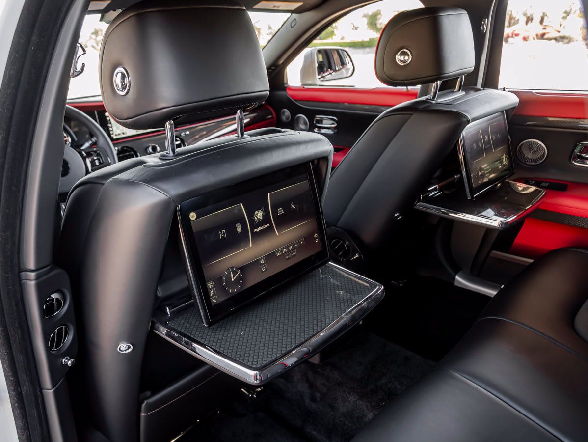 Used 2023 Rolls-Royce Ghost Black Badge w/ Black Badge Ghost Package AWD/4WD image 19