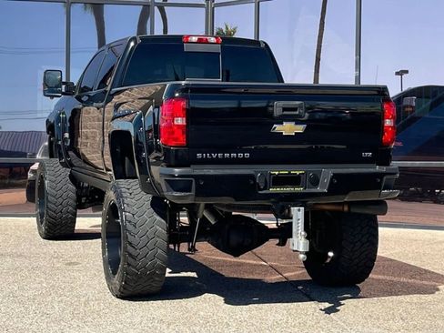 Used 2015 Chevrolet Silverado 2500 LTZ w/ Duramax Plus Package image 10