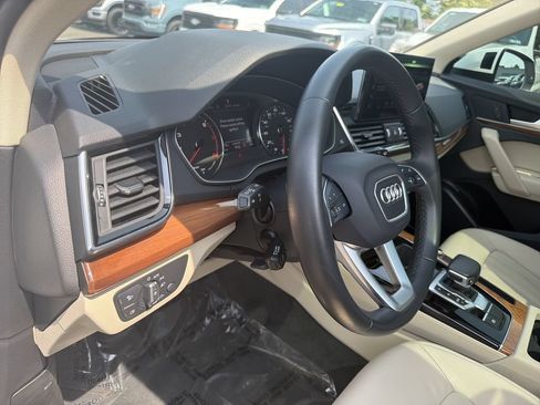 Used 2023 Audi Q5 2.0T Premium w/ Convenience Package AWD/4WD image 20