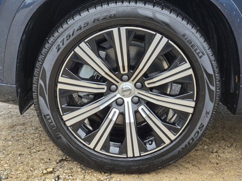 Used 2020 Volvo XC90 T6 Momentum image 13