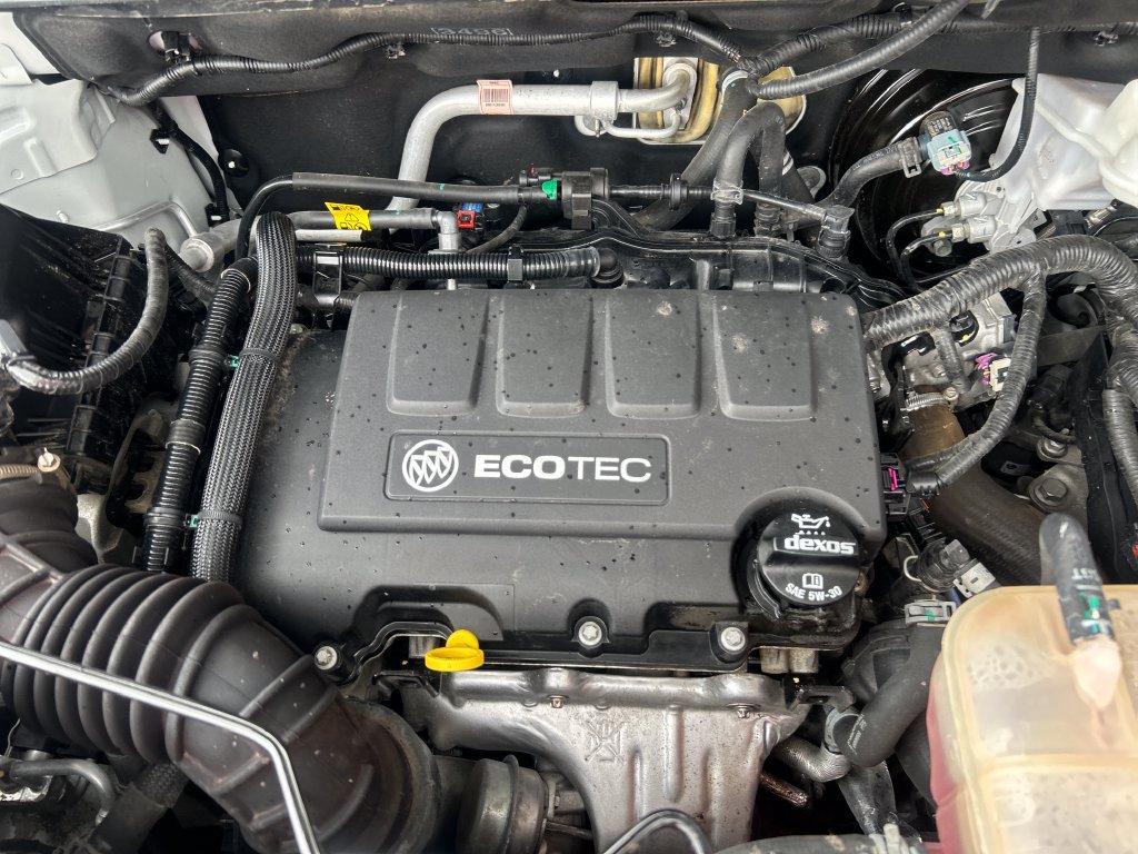 Used 2018 Buick Encore Preferred w/ LPO, Road Trip Package FWD image 22