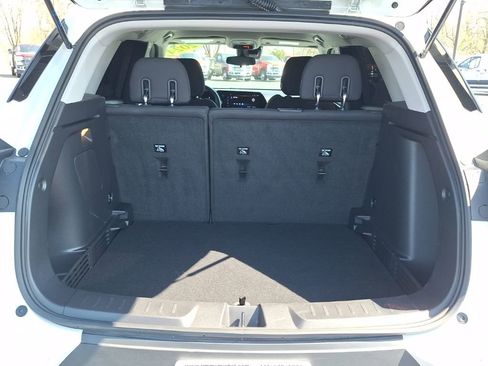 Used 2024 Chevrolet TrailBlazer LT w/ LT Cold Weather Package image 24