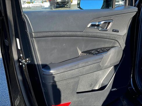 Used 2023 Kia Sportage SX image 9