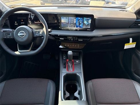 New 2026 Nissan Kicks SR image 14