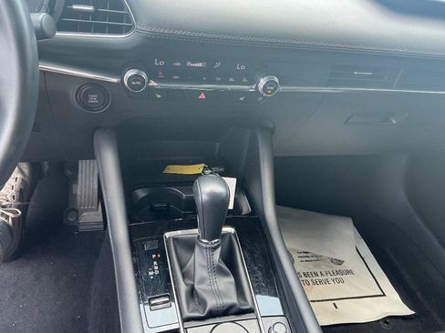 Used 2025 MAZDA MAZDA3 s FWD image 23
