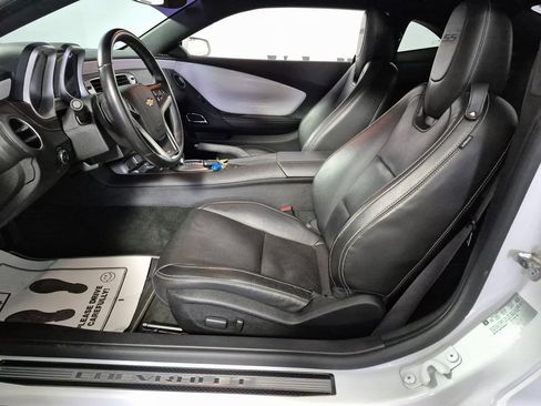 Used 2015 Chevrolet Camaro SS w/ RS Package image 9
