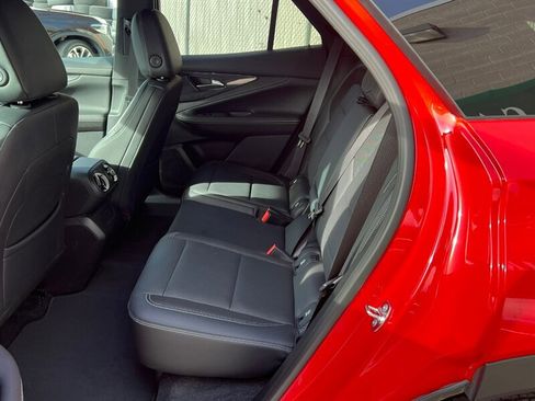 Used 2024 Chevrolet Blazer EV LT image 17