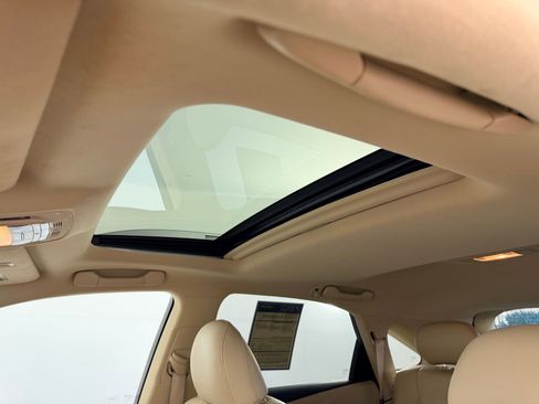 Used 2011 Lexus RX 350 2WD w/ Premium Pkg image 14