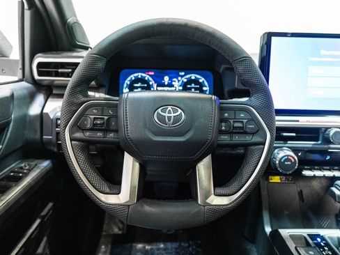 New 2026 Toyota Tacoma TRD Off-Road AWD/4WD image 17