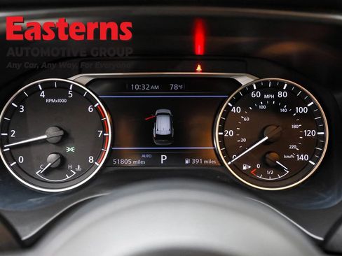 Used 2024 Nissan Rogue SV image 18