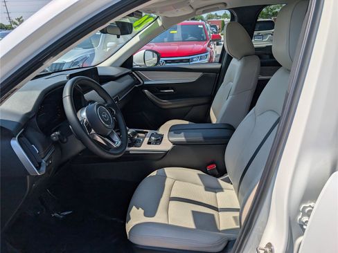 Used 2024 MAZDA CX-90 Plug-In Hybrid w/ Preferred AWD/4WD image 16