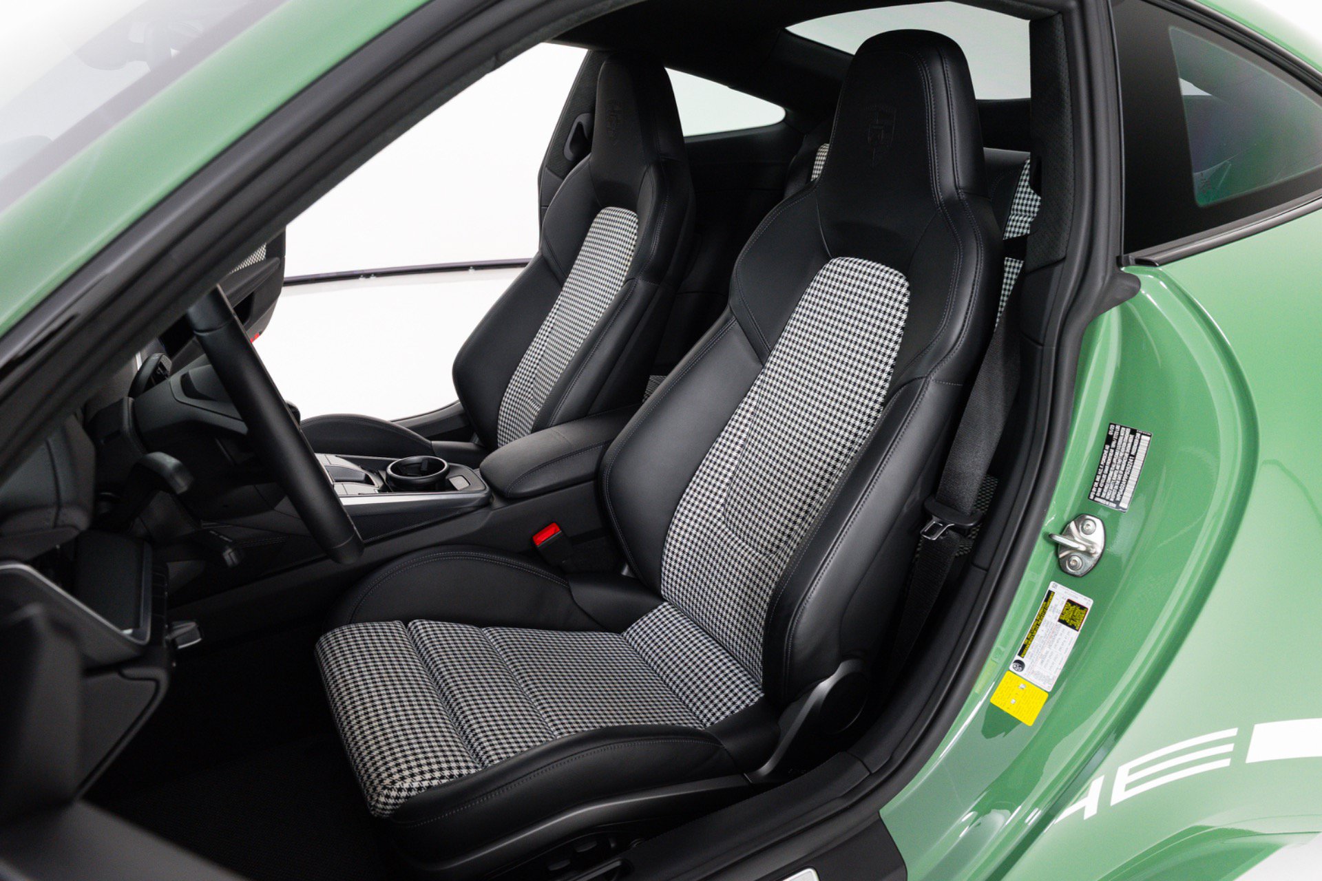Used 2023 Porsche 911 Sport Classic RWD image 16