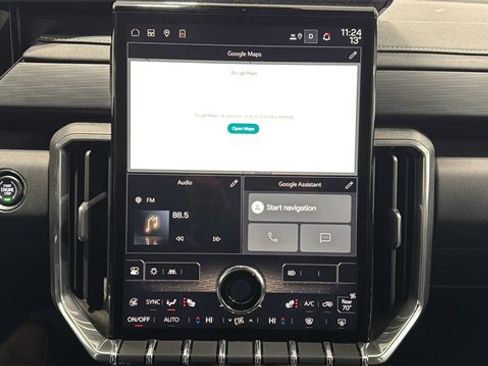 Used 2025 GMC Acadia Elevation image 19