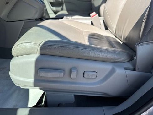 Used 2014 Honda CR-V EX-L image 11