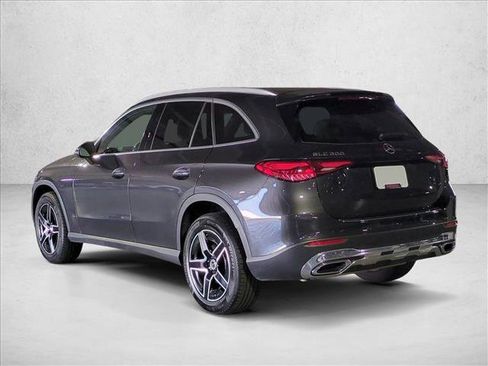 Certified 2026 Mercedes-Benz GLC 300 image 8