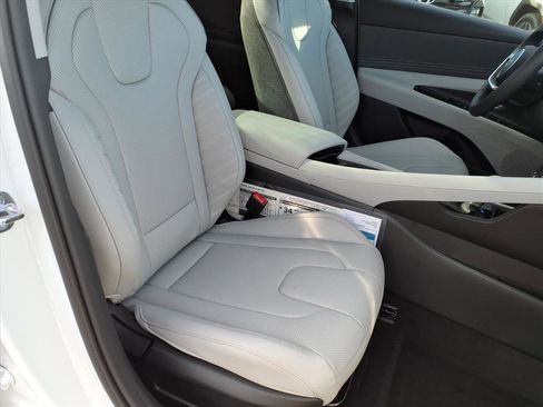 New 2026 Hyundai Elantra Limited w/ Cargo Package image 7