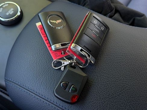 Used 2013 Chevrolet Corvette 427 w/ 1SC Preferred Equipment Group RWD image 34