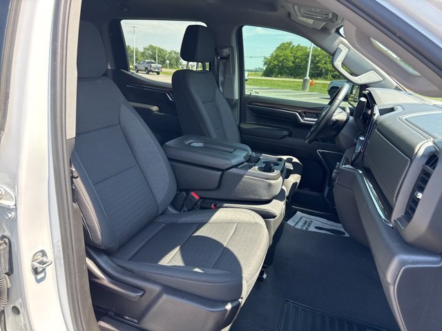 Used 2024 Chevrolet Silverado 1500 LT AWD/4WD image 26