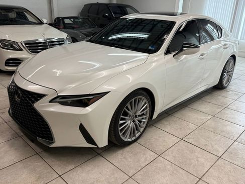 Used 2022 Lexus IS 300 w/ Premium Package image 3