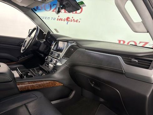 Used 2017 Chevrolet Tahoe Premier RWD image 17
