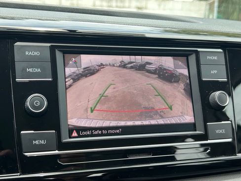 Used 2022 Volkswagen Taos S FWD image 31