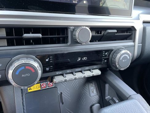 Used 2026 Toyota 4Runner TRD Off-Road Premium image 24