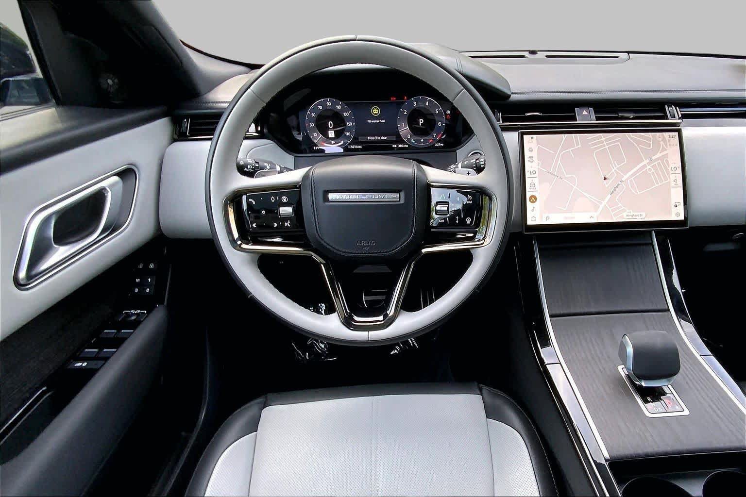 Used 2026 Land Rover Range Rover Velar Dynamic SE AWD/4WD image 5