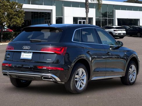 Used 2022 Audi Q5 2.0T Premium image 3