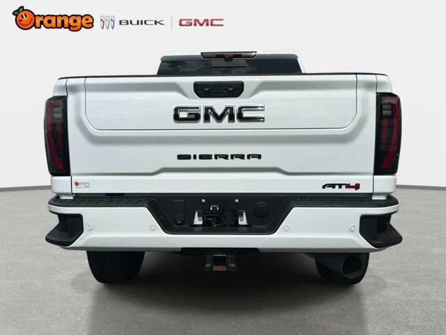 Used 2024 GMC Sierra 2500 AT4 w/ AT4 Premium Plus Package AWD/4WD image 4