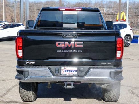 Used 2025 GMC Sierra 2500 SLE w/ SLE Value Package; image 4
