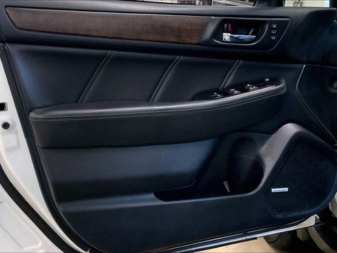 Used 2019 Subaru Outback 2.5i Limited image 22