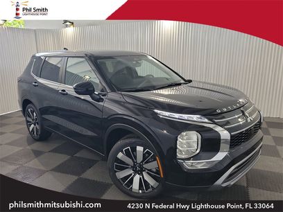 New 2025 Mitsubishi Outlander SE