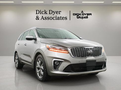 Used 2019 Kia Sorento SX w/ SX Touring Package AWD/4WD image 3