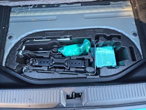 Used 2018 Toyota Mirai FWD image 27