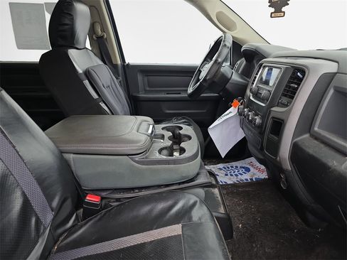 Used 2015 RAM 1500 Express image 24