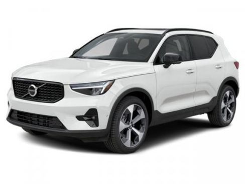 Used 2026 Volvo XC40 B5 Plus AWD/4WD image 1