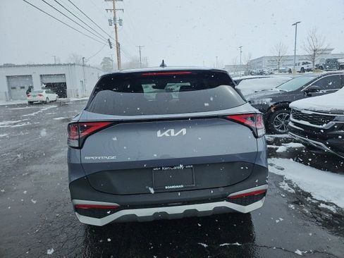 Used 2023 Kia Sportage EX image 5