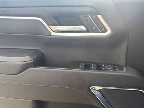 Used 2024 GMC Sierra 1500 SLT image 21