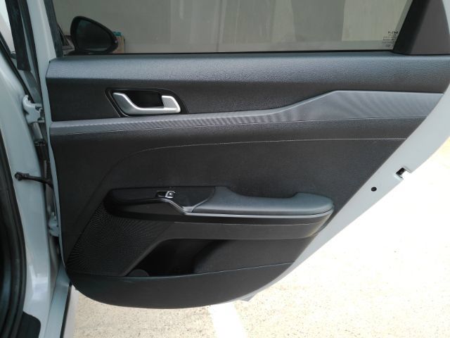 Used 2022 Kia K5 GT-Line FWD image 24
