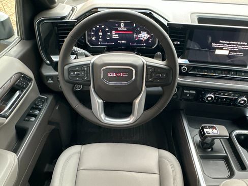 New 2026 GMC Sierra 1500 SLT AWD/4WD image 14