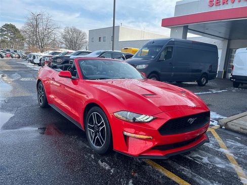 Used 2022 Ford Mustang Premium image 9