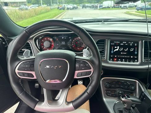 Used 2022 Dodge Challenger SRT Hellcat Redeye RWD image 7