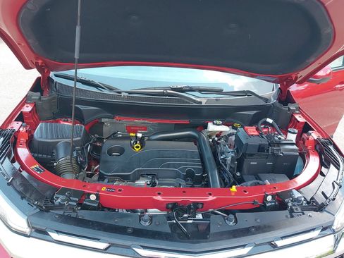 Used 2025 Chevrolet Equinox LT w/ Safety and Technology Package FWD image 30