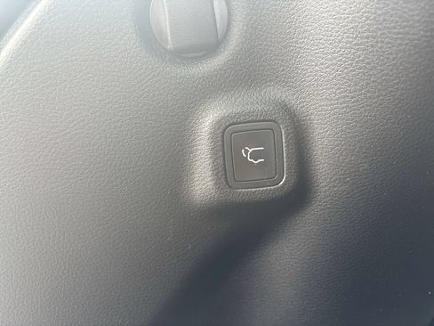 Used 2021 Jeep Compass Latitude AWD/4WD image 34