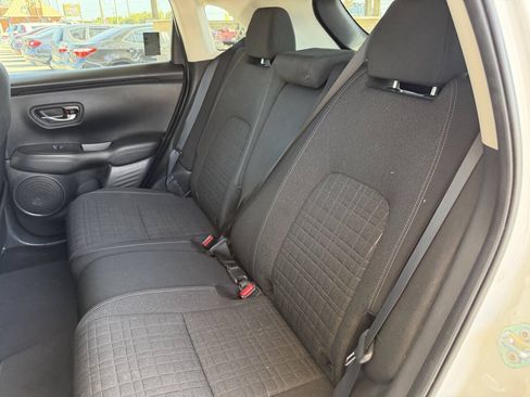 Used 2023 Honda HR-V LX image 13