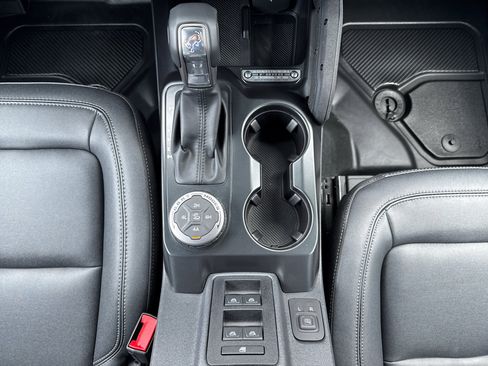 New 2025 Ford Bronco Big Bend w/ Black Diamond Package image 22